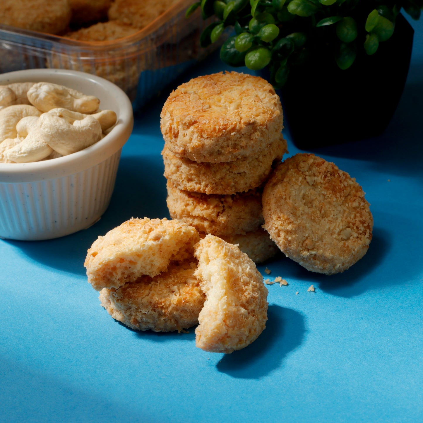 KAJU COOKIES